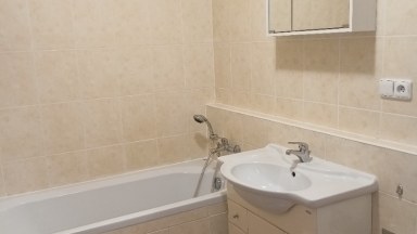 Pronájem bytu 3+kk/L/G, 82 m2, ulice Pod Haltýřem, Praha – Kunratice.