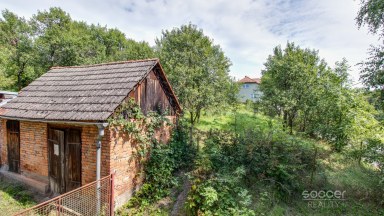 Prodej rodinného domu s velkým stavebním pozemkem - Sehradice, okres Zlín.