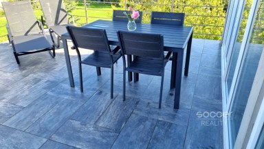 Pronájem luxusního bytu 2+kk s terasou (83,8 m²), Vojkovice, okres Mělník