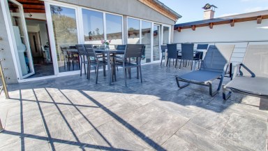 Pronájem luxusního bytu 2+kk s terasou (83,8 m²), Vojkovice, okres Mělník