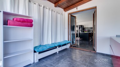 Pronájem luxusního bytu 2+kk s terasou (83,8 m²), Vojkovice, okres Mělník