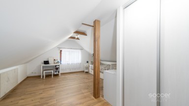 Prodej rodinného domu 5+1 s garáží a zahradou – Křečkov u Poděbrad