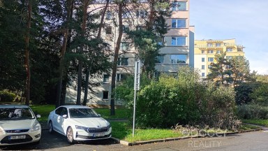 Pronájem bytu 2+kk/S, 45 m2, Praha 8 - Kobylisy, ul. Šimůnkova.