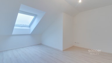 Pronájem bytu 2+kk s velkou lodžií a garážovým stáním - Projekt ZLATÝ KOPEC, Praha – Přezletice.