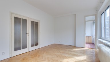 Prodej bytu 2+1/2xL 74,8 m2, ulice Patočkova, Praha 6 - Střešovice. 