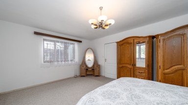 Malebný dům s příjemnou zahradou v atraktivní lokalitě.