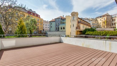 Pronájem bytu 4+kk/T/S/G, 156 m2, ul. Šlikova, Praha 6 – Břevnov.