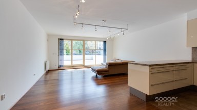 Pronájem bytu 4+kk/T/S/G, 156 m2, ul. Šlikova, Praha 6 – Břevnov.