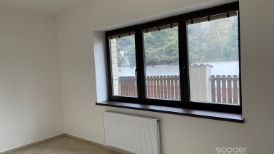 Pronájem nebytového prostoru - bytu,  20 m2, Praha 9 - Horní Počernice.