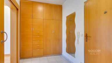 Pronájem atypického loftu 51,5 m2 s terasou na adrese Na Pokraji, Praha 9 - Prosek.