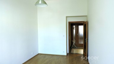 Pronájem bytu 3+kk v Praze 2 - Vinohrady, ulice Budečská.